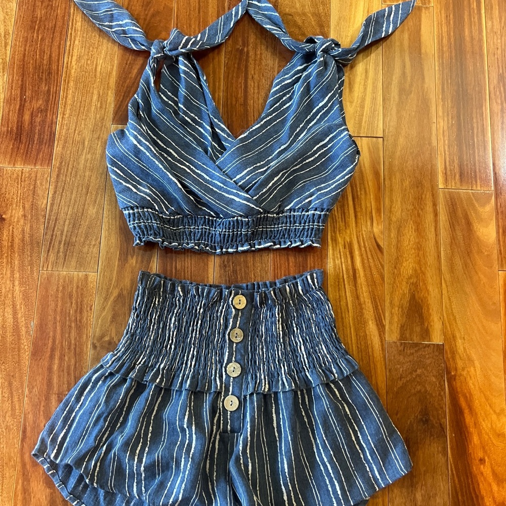 Vintage Havana Blue Textured Garment